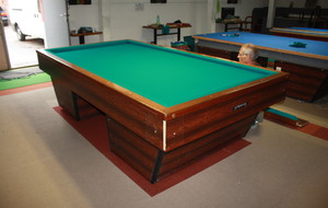 Le billard n°2 est terminé (déplacement et changement de tapis)