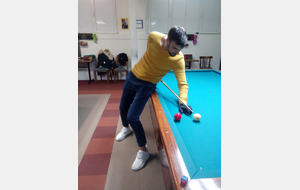 Victor déjà très à l'aise au bout d'une heure de billard !