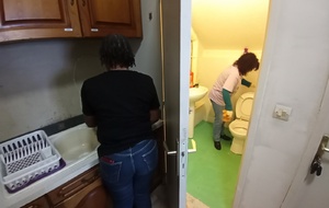 Nettoyage de la cuisine et des toilettes