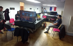 Installation optimisée sur 2 billards "2m80" pour la quinzaine de participants